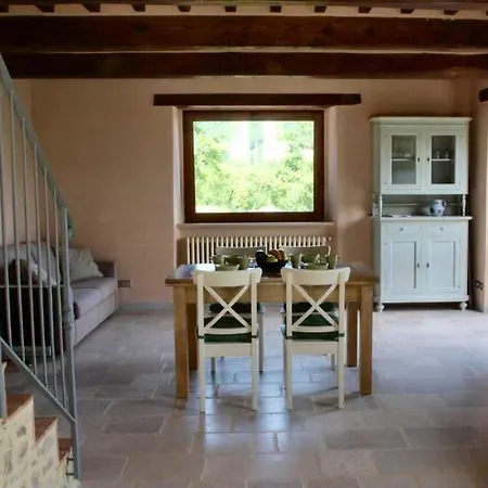 ヴィラ Casetta In Umbria チッタ・ディ・カステッロ